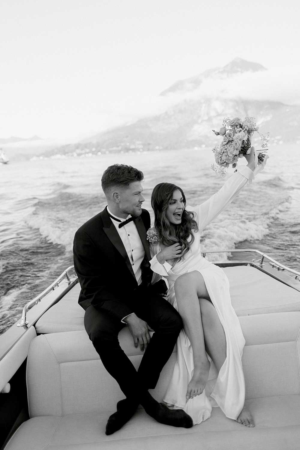 Santorini wedding photographer